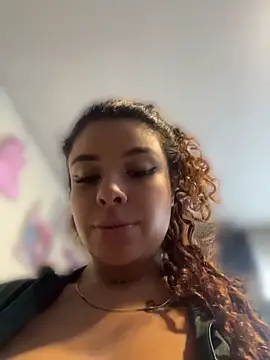 haally-mll online show from 04/15/26, 07:32