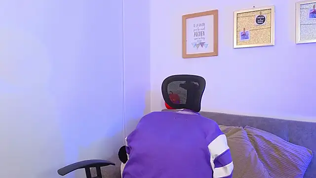 yulian vasquez online show from 11/01/25, 12:29