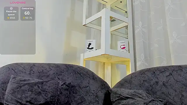 LoganTwink18 online show from 09/16/25, 02:40