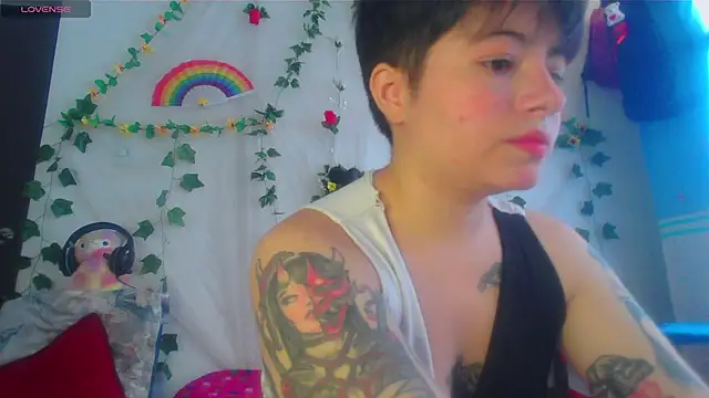 Mitsuha gate online show from 12/16/25, 02:33