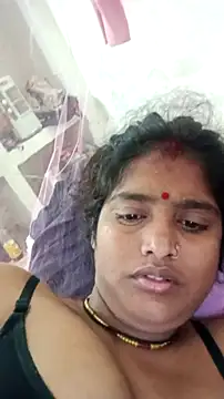 Guriya0076 online show from 03/18/26, 10:02