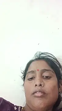 Guriya0076 online show from 05/28/26, 11:29