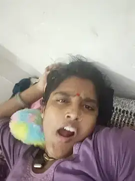 Guriya0076 online show from 07/11/26, 04:32