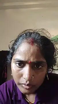 Guriya0076 online show from 07/17/26, 10:55