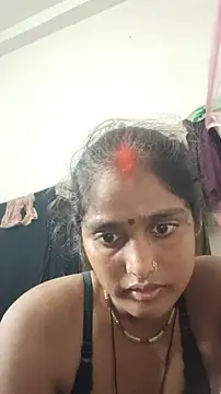 Guriya0076 online show from 07/27/26, 11:39