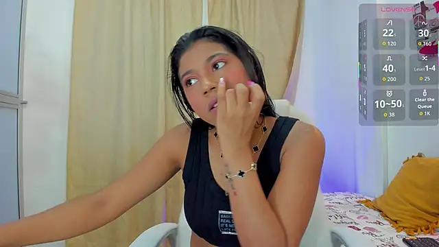 andrea sanchezz online show from 09/13/25, 07:35