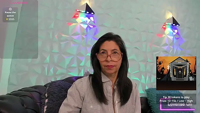 SabinaDeluxe cg online show from 10/23/25, 12:15