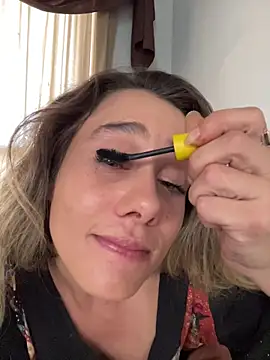 Snapshot of blond-96 chatting on 02/07/26, 05:16 blond-96 online show from 02/07/26, 05:16