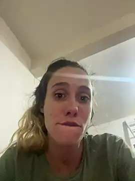 Snapshot of blond-96 chatting on 03/07/26, 01:24 blond-96 online show from 03/07/26, 01:24