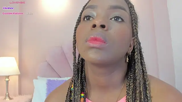 Melanyy Ebonny online show from 12/19/25, 03:46