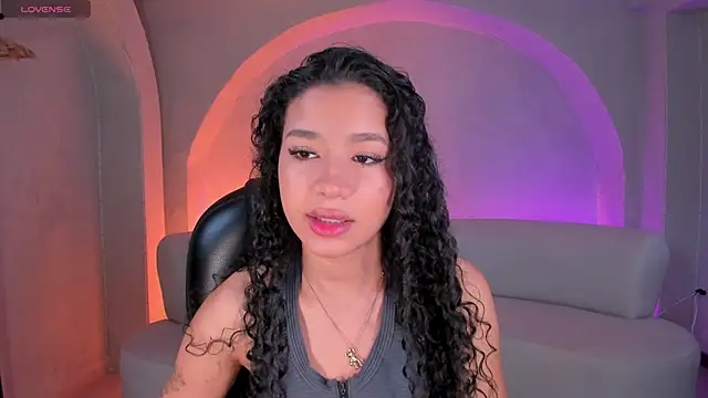 SophieHouston  online show from 10/17/25, 04:37