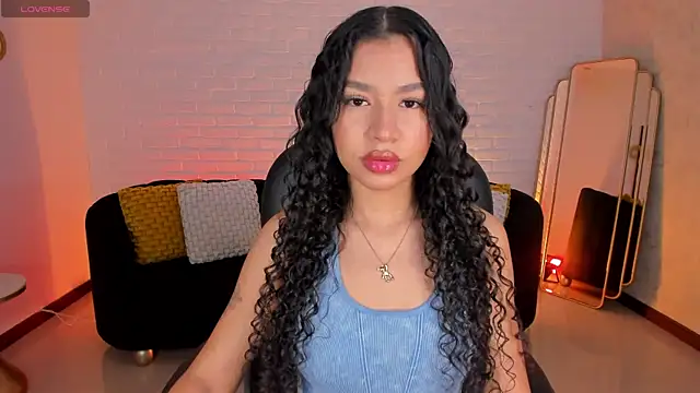 SophieHouston  online show from 10/20/25, 06:03