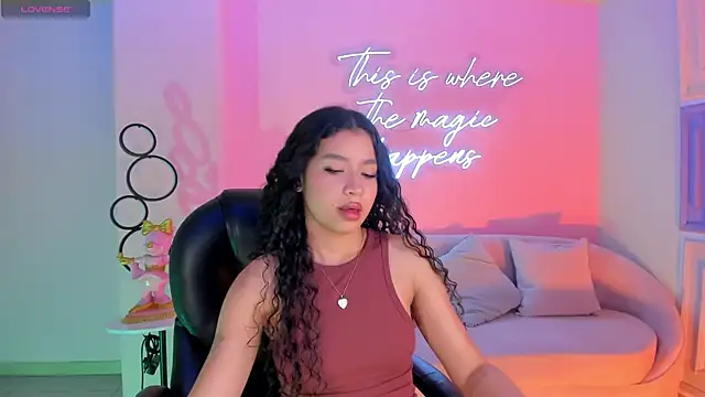 SophieHouston  online show from 11/22/25, 03:49