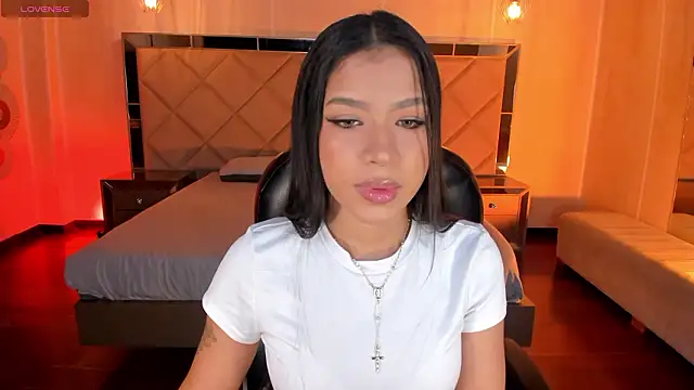 SophieHouston  online show from 03/07/26, 03:14