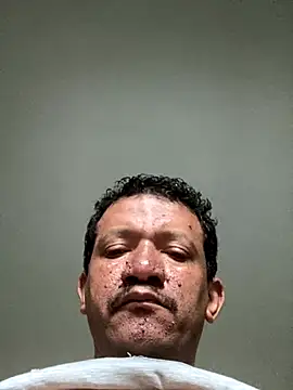 PIROCAGG21 online show from 11/21/25, 08:46