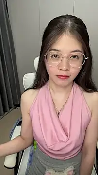 Snapshot of Qianqian-888 chatting on 11/09/25, 01:04 Qianqian-888 online show from 11/09/25, 01:04