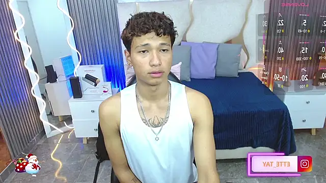 Snapshot of Ette_tay chatting on 12/02/25, 03:45 Ette tay online show from 12/02/25, 03:45