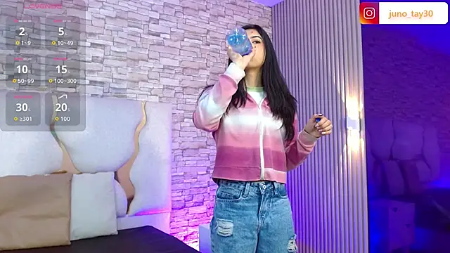 juno tay online show from 11/12/25, 12:05