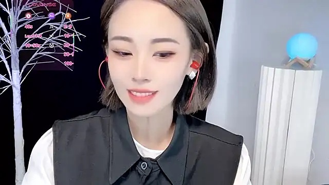 xiaoyue8888 online show from 09/23/25, 02:36