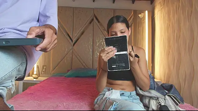 Hotcouple 222 online show from 03/04/26, 07:25