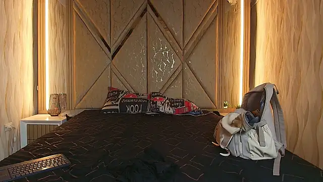 Hotcouple 222 online show from 03/28/26, 07:30