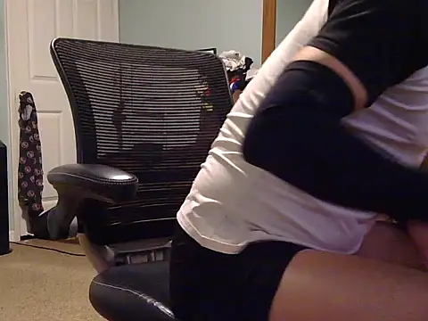 beastontop10 online show from 12/18/25, 05:46