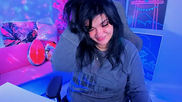 MaryHarrys online show from 10/15/25, 11:27