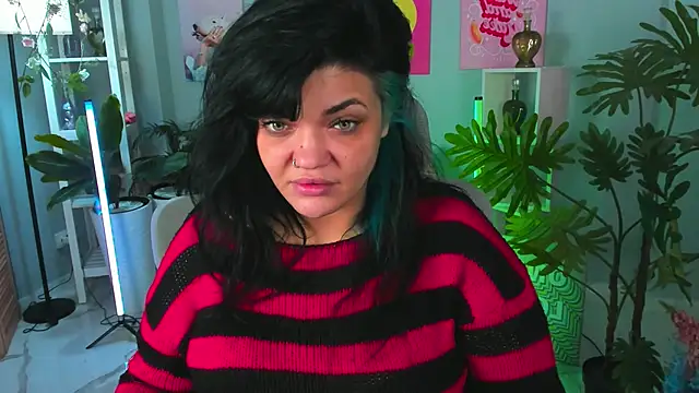 MaryHarrys online show from 11/05/25, 02:33