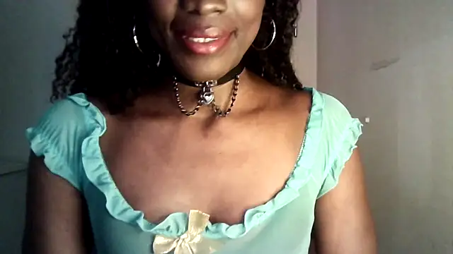 Chatdoll2 online show from 10/28/25, 05:04