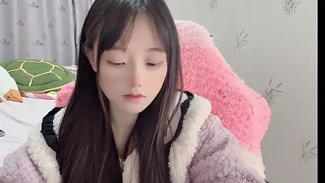 puppy-999 online show from 10/31/25, 10:27