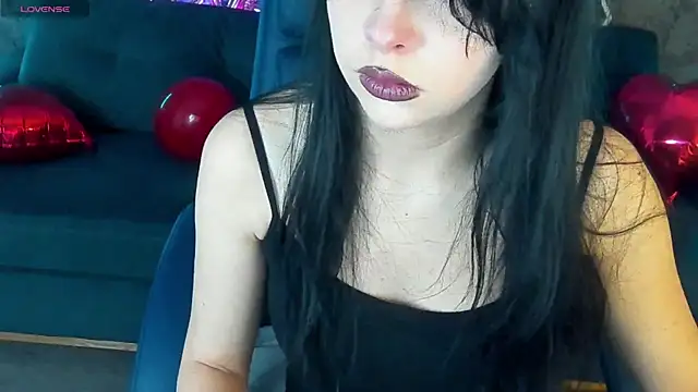 LiviaShy online show from 02/09/26, 08:46