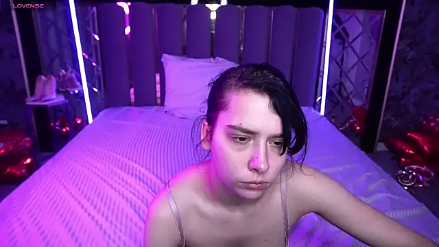 LiviaShy online show from 02/18/26, 08:27