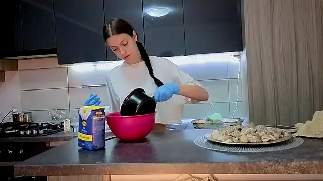 Pisypussy online show from 11/26/25, 04:08