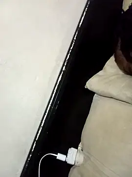 Snapshot of Khutsomokaka4 chatting on 11/09/25, 02:21 Khutsomokaka4 online show from 11/09/25, 02:21