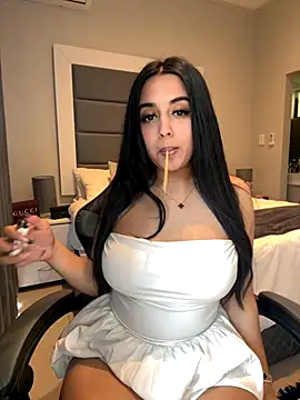 LilMisIndianx online show from 10/25/25, 08:55