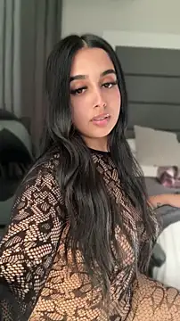 LilMisIndianx online show from 05/08/26, 12:54