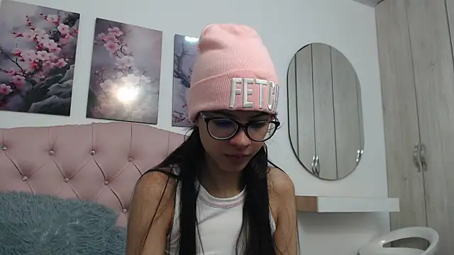 pinky f00x online show from 12/19/25, 06:59