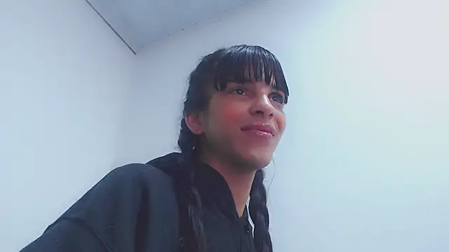 Snapshot of melody_unlimited_ chatting on 09/14/25, 12:59 melody unlimited online show from 09/14/25, 12:59