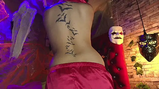 Victoria Thompson1 online show from 11/02/25, 03:03