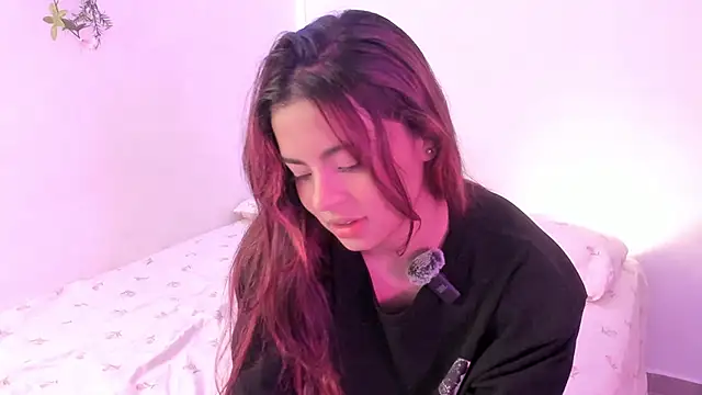 valy shyness online show from 11/18/25, 02:17