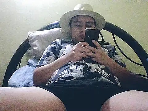 Snapshot of jorgexsuil2hh chatting on 11/24/25, 06:07 jorgexsuil2hh online show from 11/24/25, 06:07