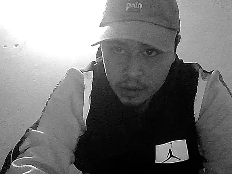 Snapshot of jorgexsuil2hh chatting on 02/01/26, 06:23 jorgexsuil2hh online show from 02/01/26, 06:23