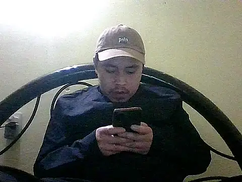 Snapshot of jorgexsuil2hh chatting on 02/22/26, 05:51 jorgexsuil2hh online show from 02/22/26, 05:51