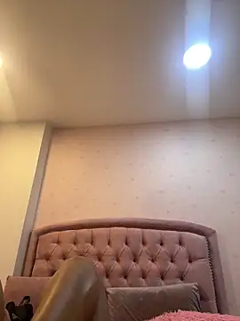 Bella  Wood online show from 03/21/26, 08:45