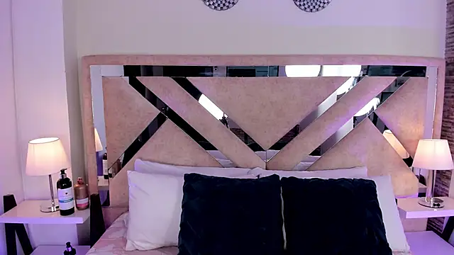 ximena vasquez8 online show from 03/07/26, 03:03