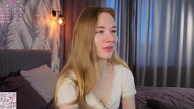 Snapshot of ElvinaRose chatting on 05/09/26, 04:39 ElvinaRose online show from 05/09/26, 04:39