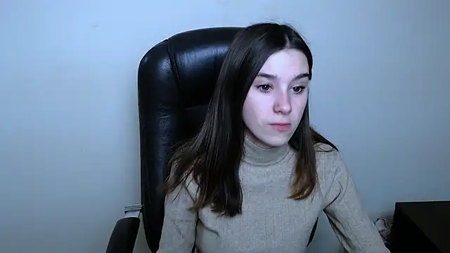 Snapshot of RosaRay_ chatting on 02/04/26, 08:09 RosaRay online show from 02/04/26, 08:09