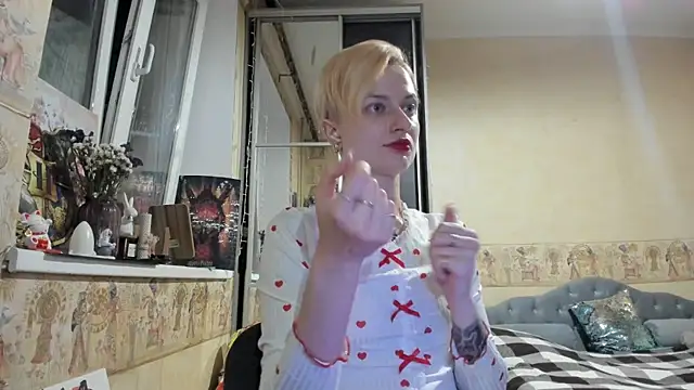 WatsonMi online show from 09/19/25, 03:13