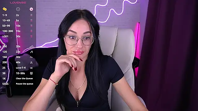 EviLune online show from 09/23/25, 08:01