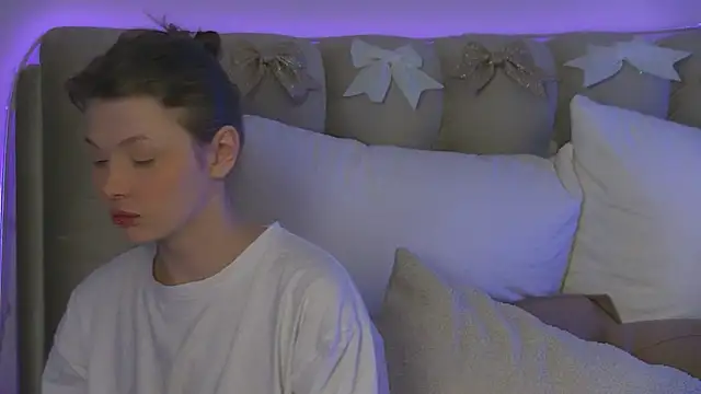 miamunn online show from 12/21/25, 11:56